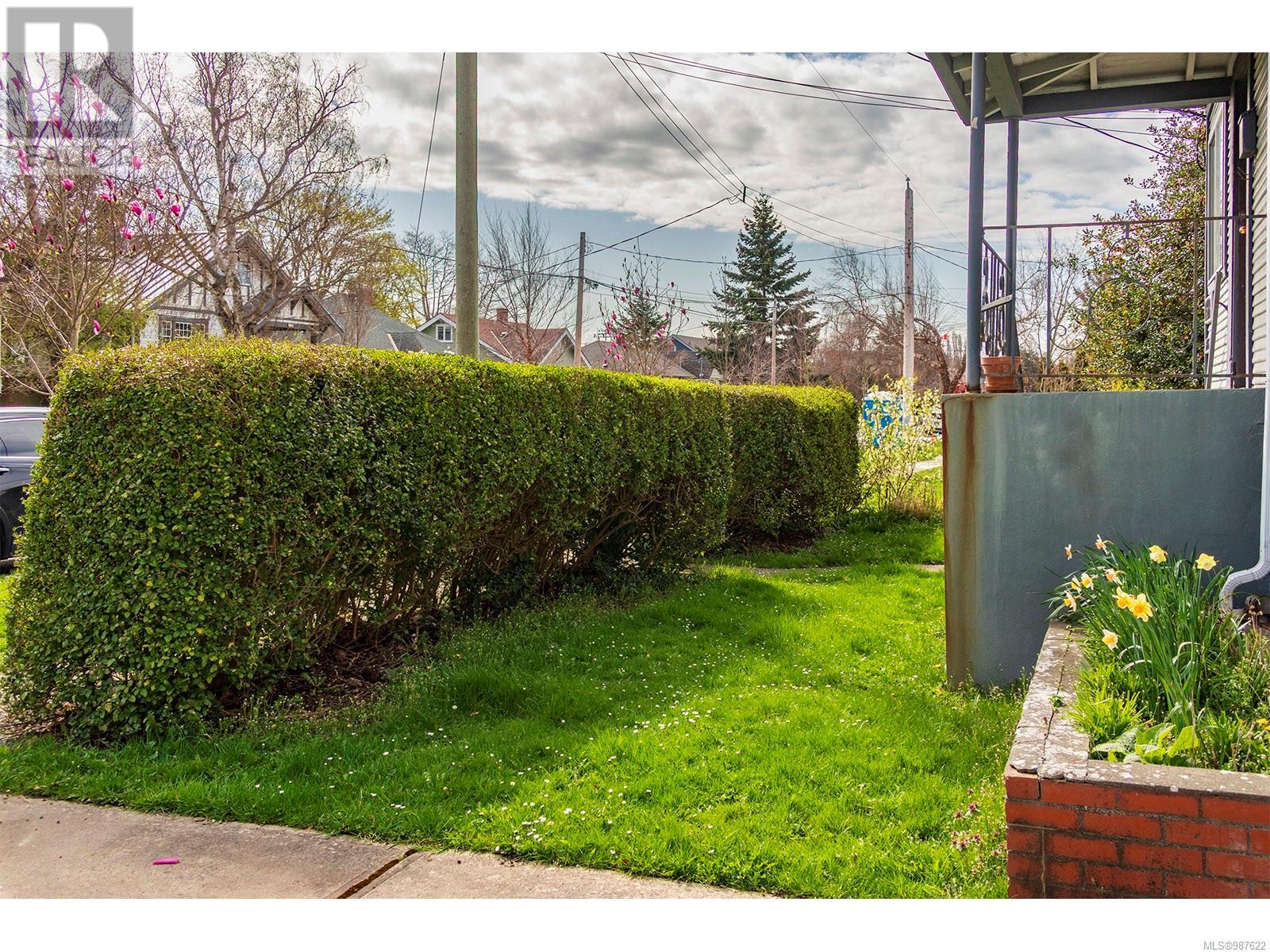Property at 2398 Florence St image 4
