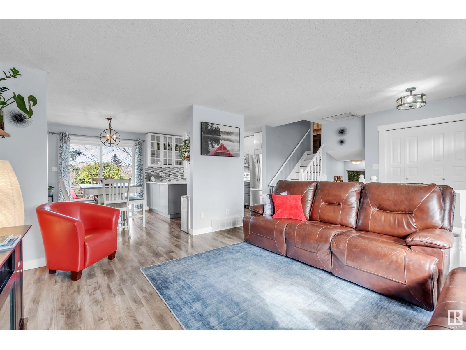 Property at 4018 53 AV image 5