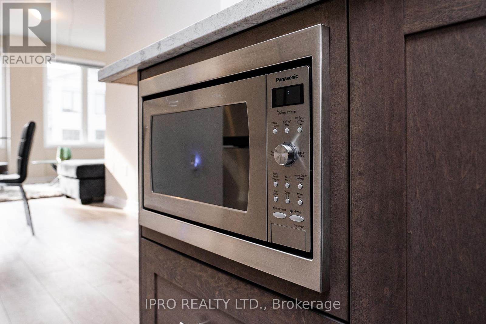 139 - 10 Birmingham Drive, Cambridge, Ontario  N1R 0C6 - Photo 12 - X12105702