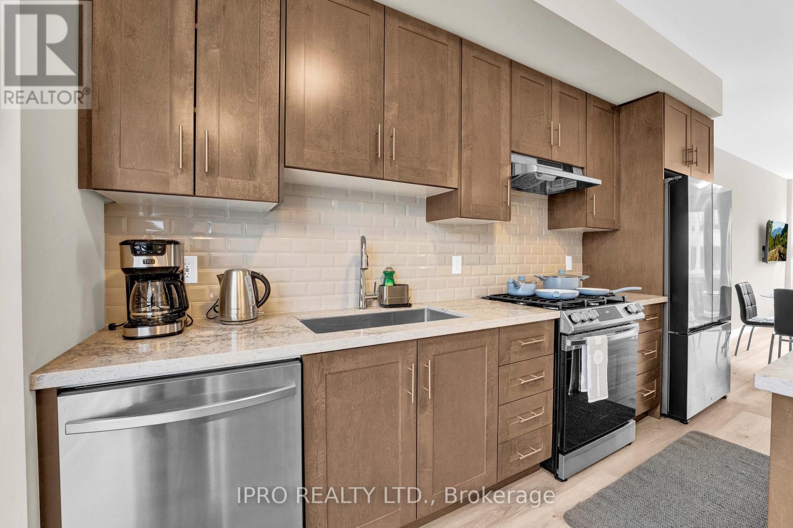 139 - 10 Birmingham Drive, Cambridge, Ontario  N1R 0C6 - Photo 9 - X12105702