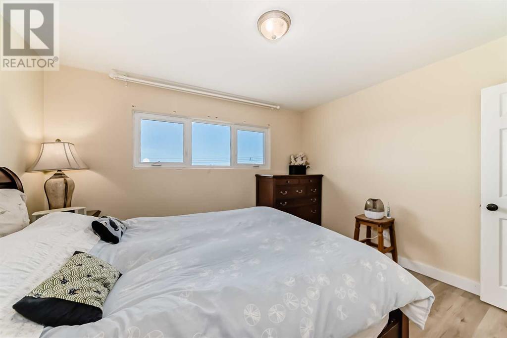 35 Collingwood Place Nw, Calgary, Alberta  T2L 0R1 - Photo 21 - A2215271