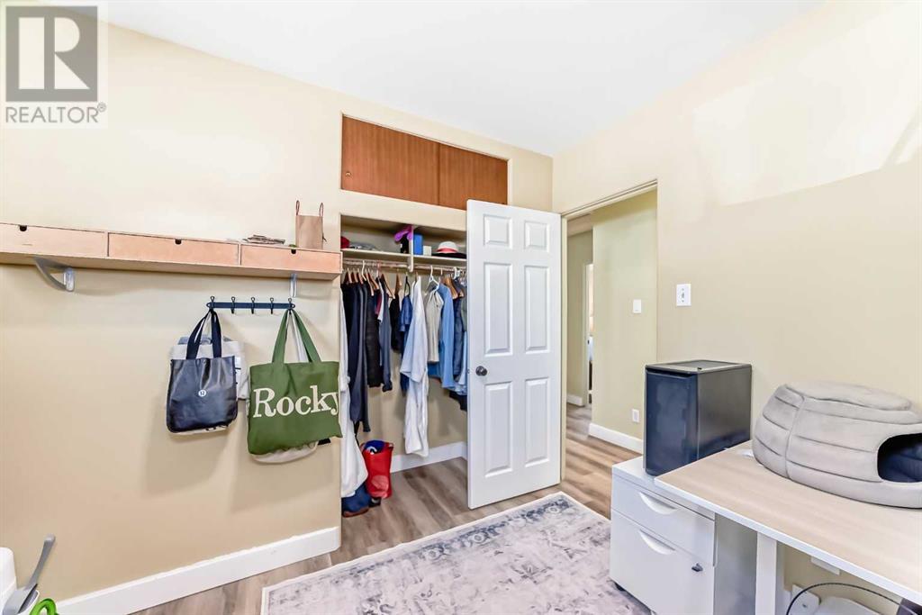 35 Collingwood Place Nw, Calgary, Alberta  T2L 0R1 - Photo 23 - A2215271