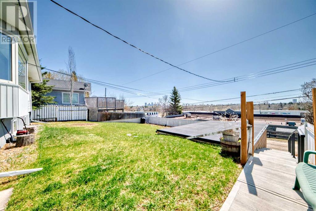 35 Collingwood Place Nw, Calgary, Alberta  T2L 0R1 - Photo 31 - A2215271