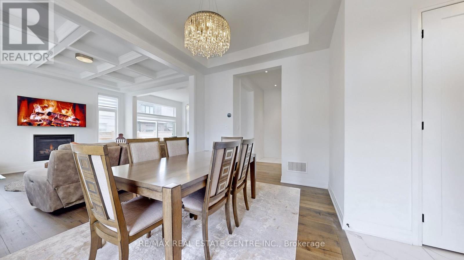 1473 Varelas Passage, Oakville, Ontario  L6H 3S2 - Photo 13 - W12107082