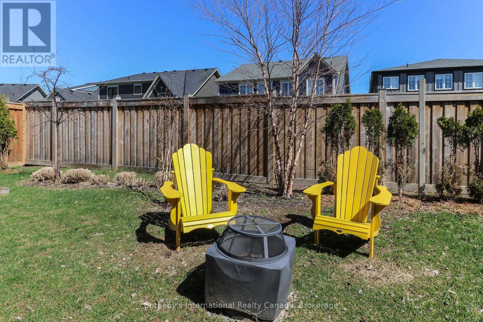 205 Yellow Birch Crescent, Blue Mountains, Ontario  L9Y 0Z3 - Photo 39 - X12106068