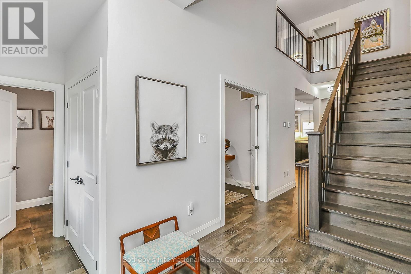Property at 205 YELLOW BIRCH CRESCENT image 5