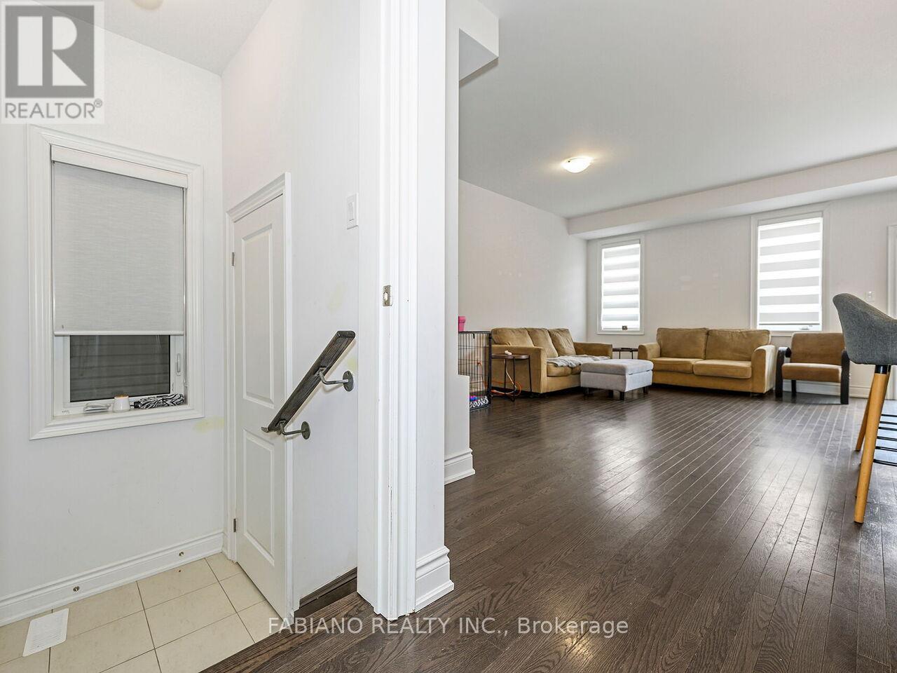 36 Autumn Drive, Wasaga Beach, Ontario  L9Z 0K7 - Photo 15 - S12107098