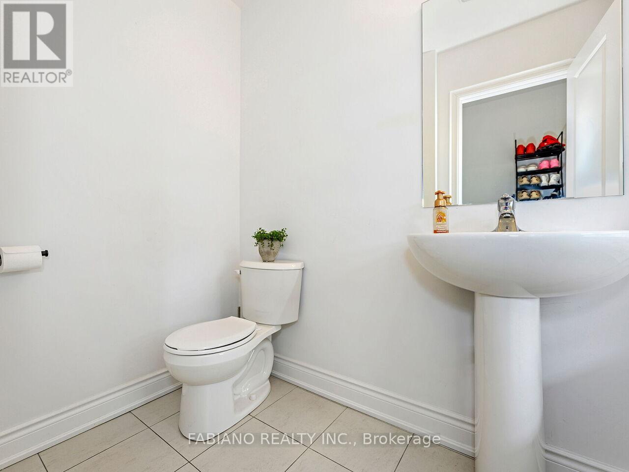 36 Autumn Drive, Wasaga Beach, Ontario  L9Z 0K7 - Photo 17 - S12107098