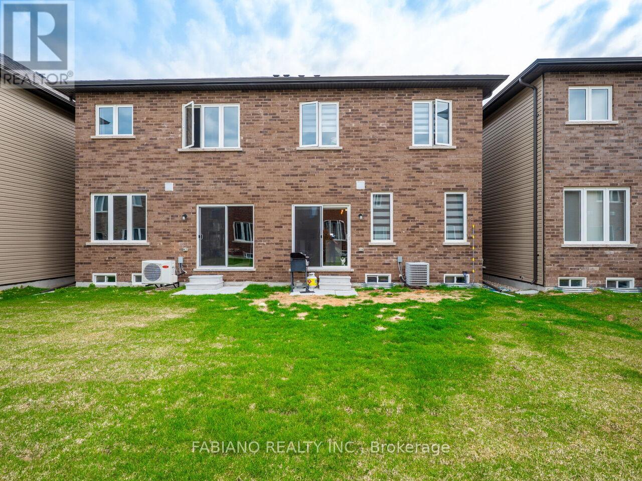 36 Autumn Drive, Wasaga Beach, Ontario  L9Z 0K7 - Photo 32 - S12107098
