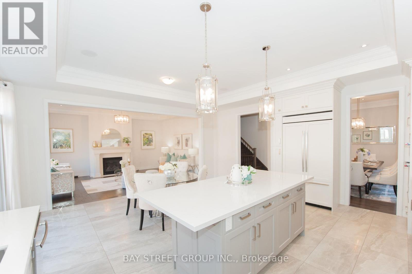 3187 Daniel Way, Oakville, Ontario  L6H 0V7 - Photo 13 - W12107111