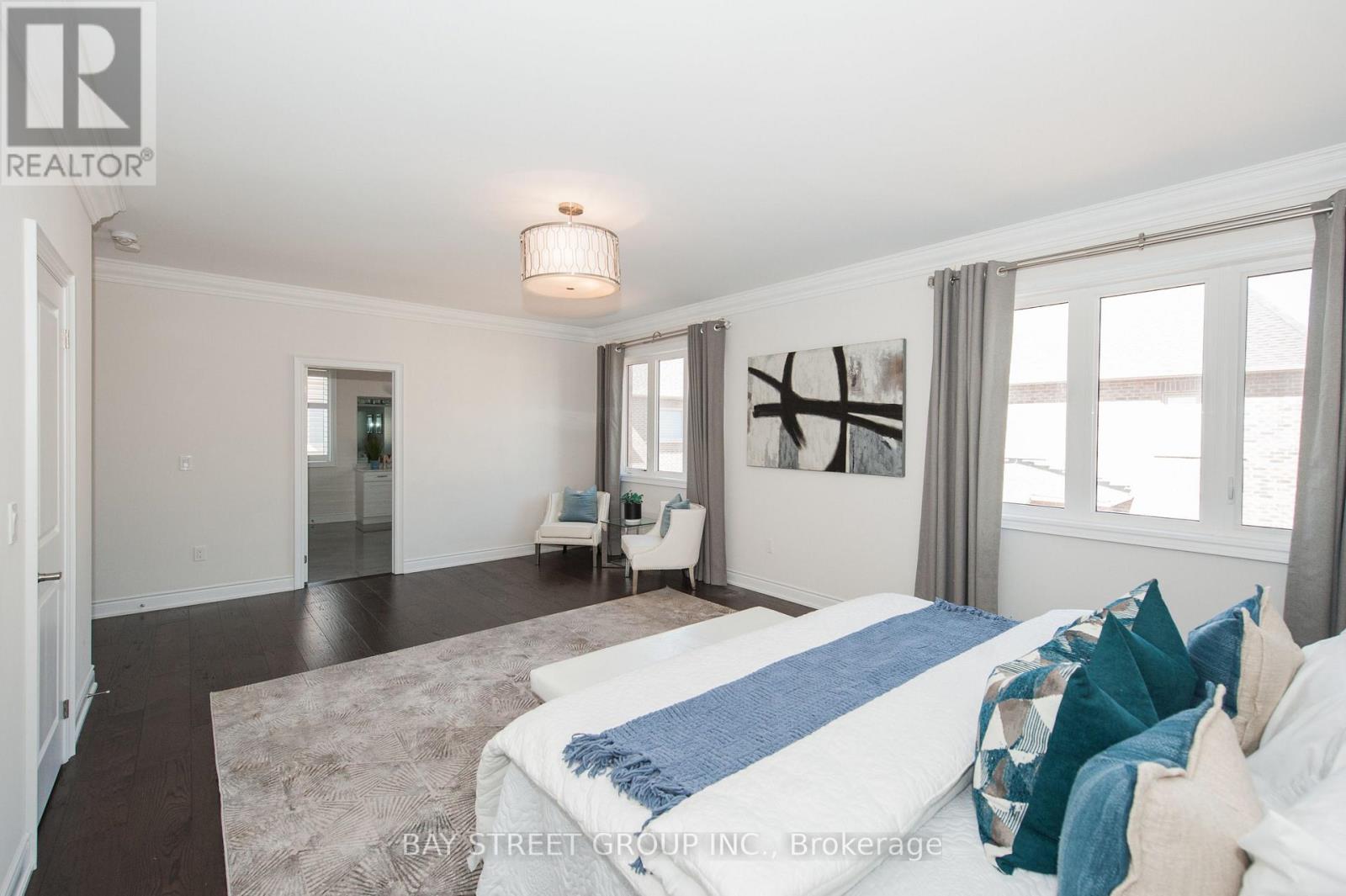 3187 Daniel Way, Oakville, Ontario  L6H 0V7 - Photo 21 - W12107111