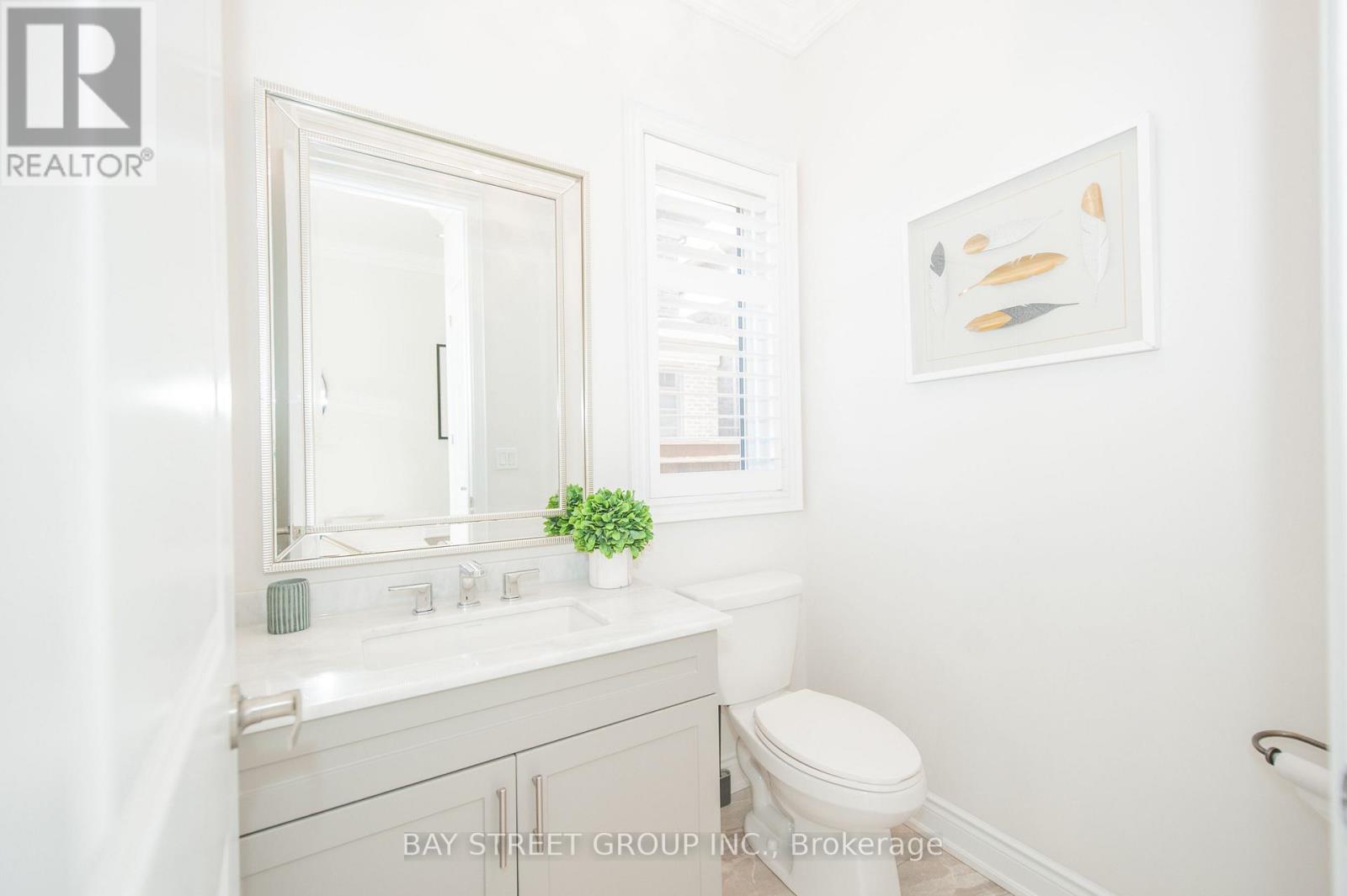 3187 Daniel Way, Oakville, Ontario  L6H 0V7 - Photo 6 - W12107111