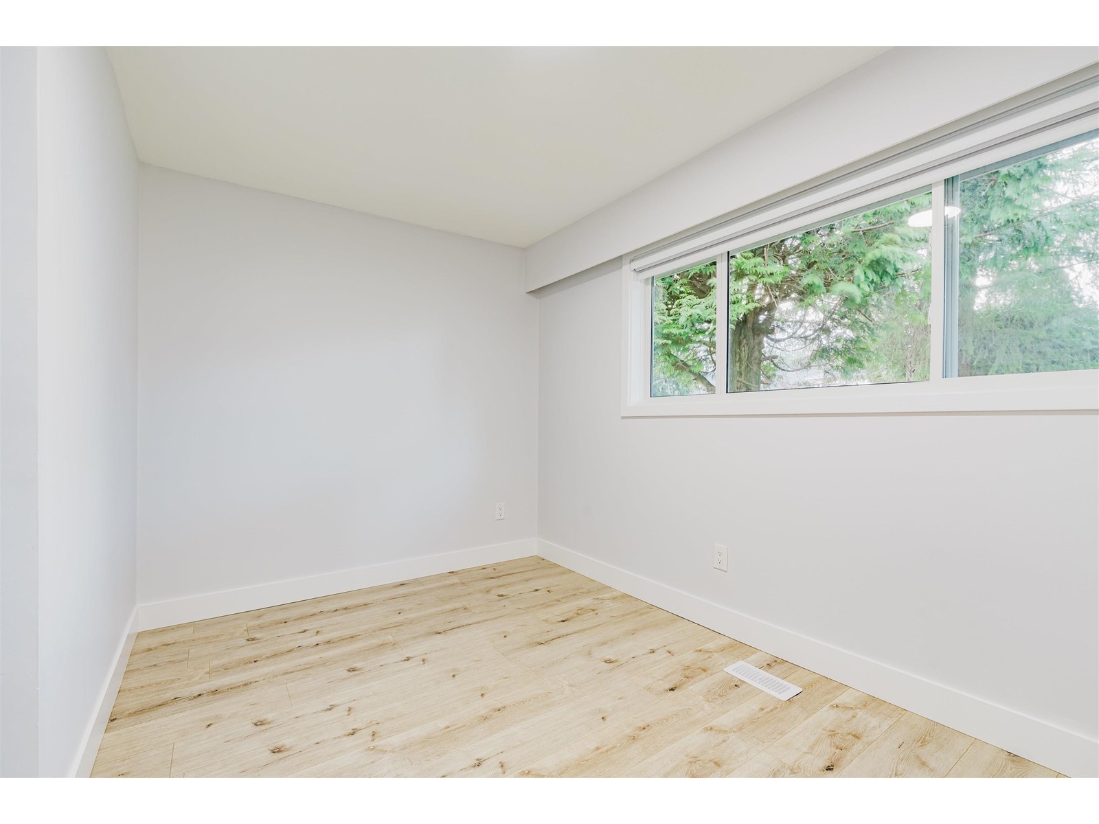 7045 142 Street, Surrey, British Columbia  V3W 5N4 - Photo 10 - R2989919