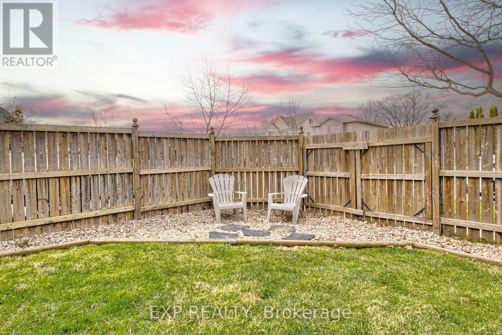 58 Langlaw Drive, Cambridge, Ontario  N1P 1J1 - Photo 42 - X12107113