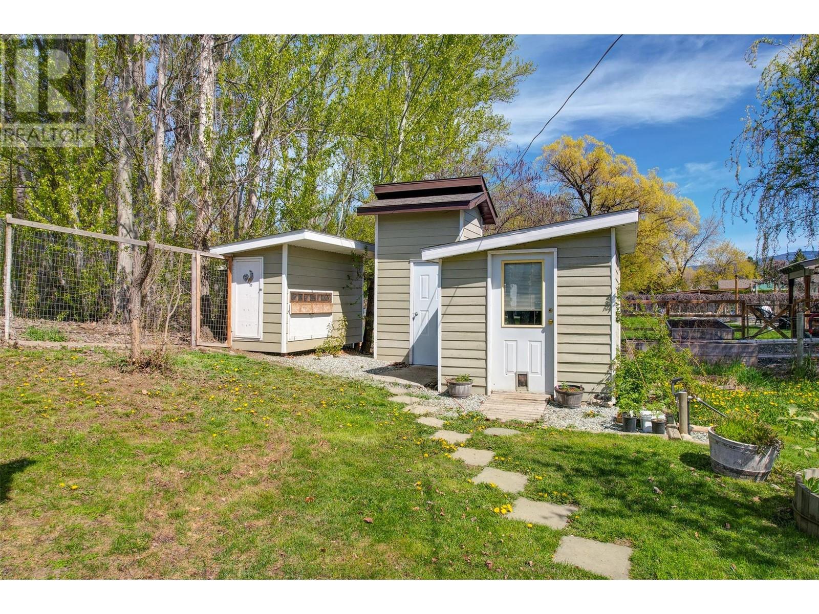 2058 Parsons Road, Kelowna, British Columbia  V1W 2X1 - Photo 18 - 10345050
