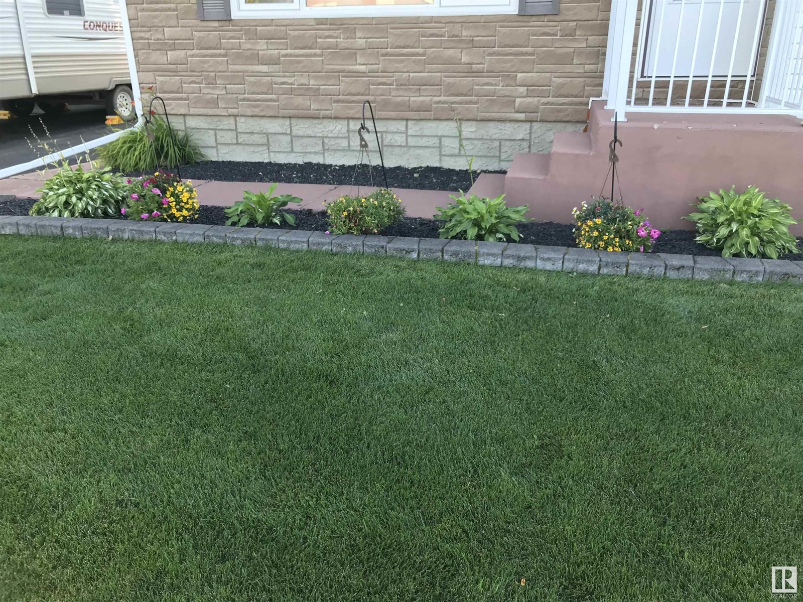 Property at 4912 59 ST image 4