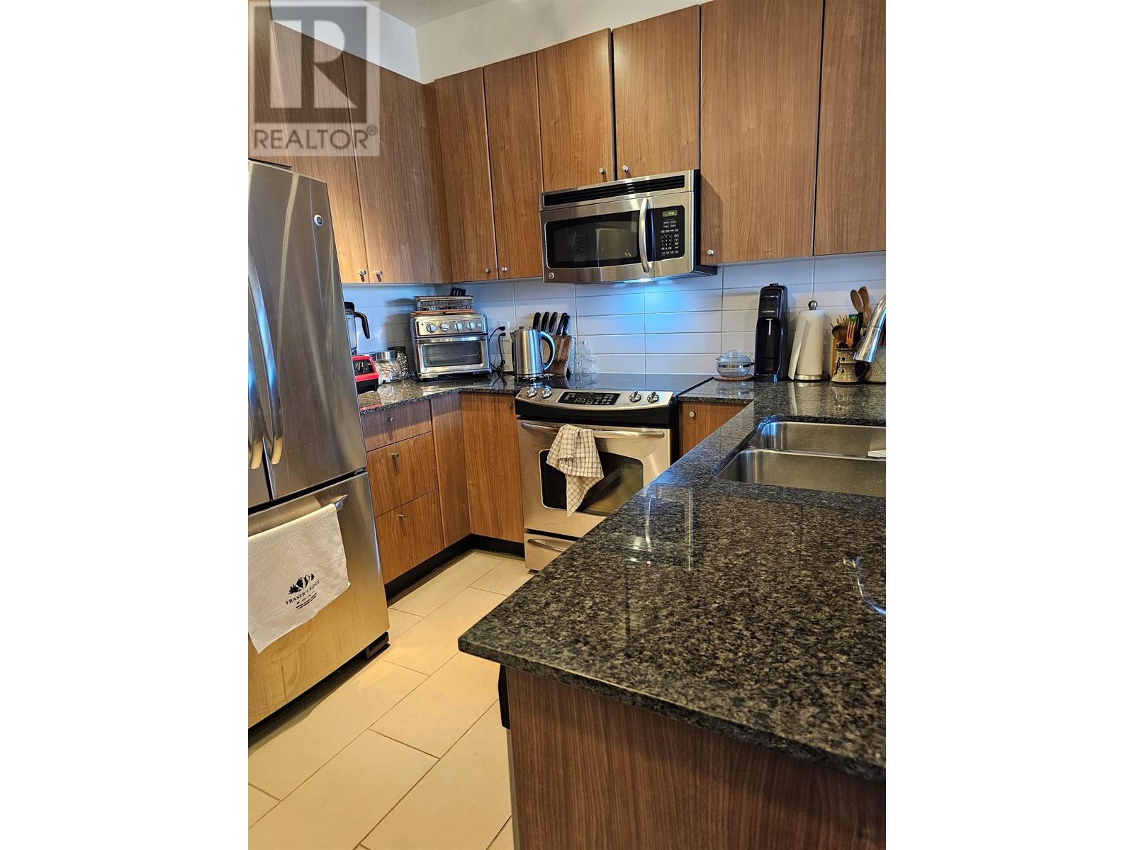 301 240 Francis Way, New Westminster, British Columbia  V3L 0E5 - Photo 3 - R2983237