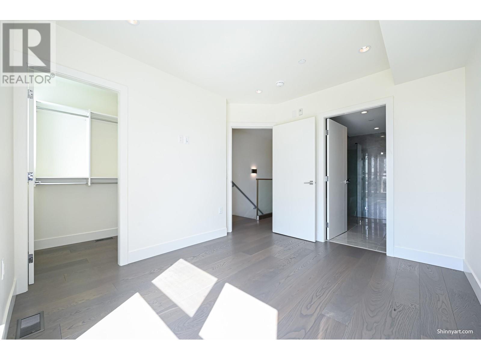 153 W 41st Avenue, Vancouver, British Columbia  V5Y 0N1 - Photo 9 - R2993026