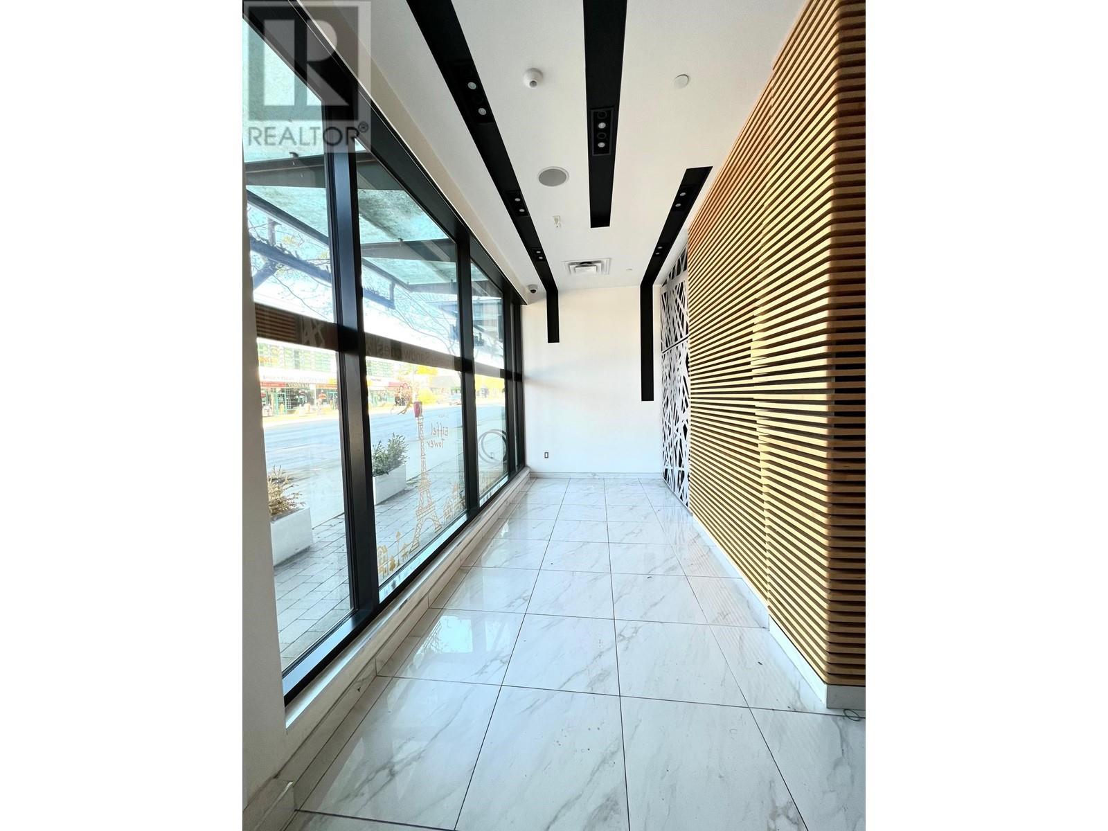 236 W Broadway, Vancouver, British Columbia  V5Y 0L2 - Photo 3 - C8068666