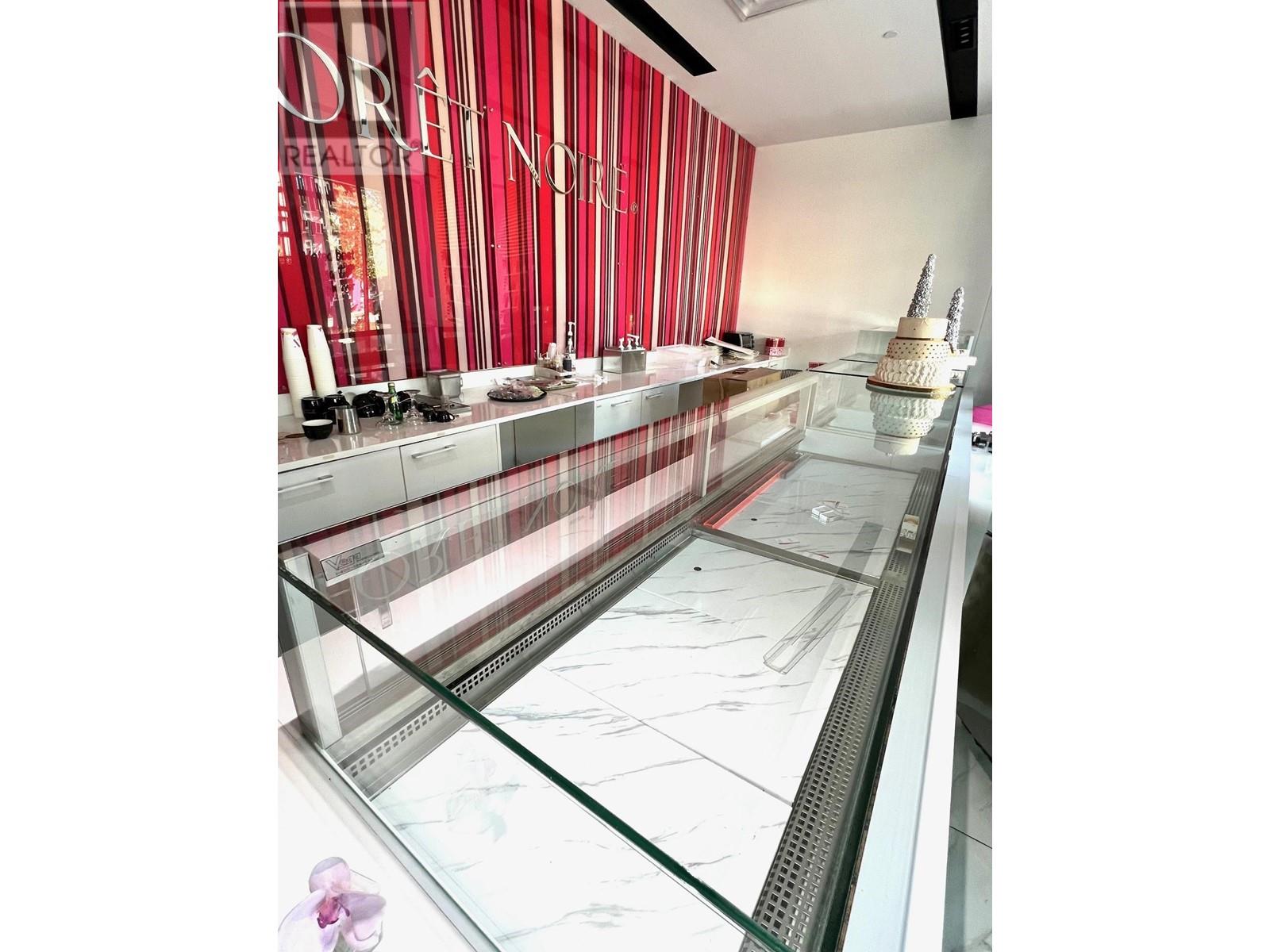 236 W Broadway, Vancouver, British Columbia  V5Y 0L2 - Photo 6 - C8068666