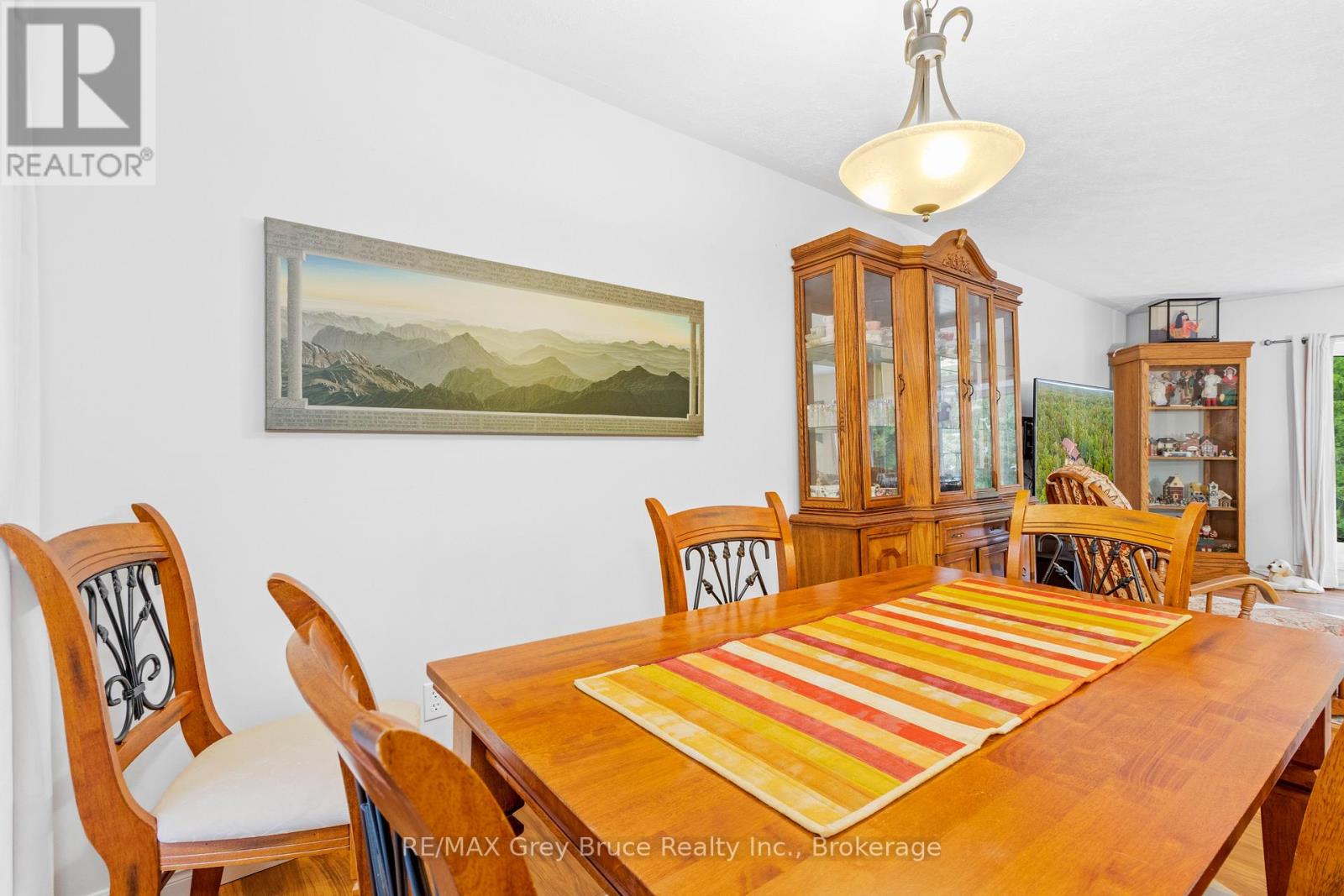 73 Corey Crescent, Northern Bruce Peninsula, Ontario  N0H 2R0 - Photo 15 - X12107162