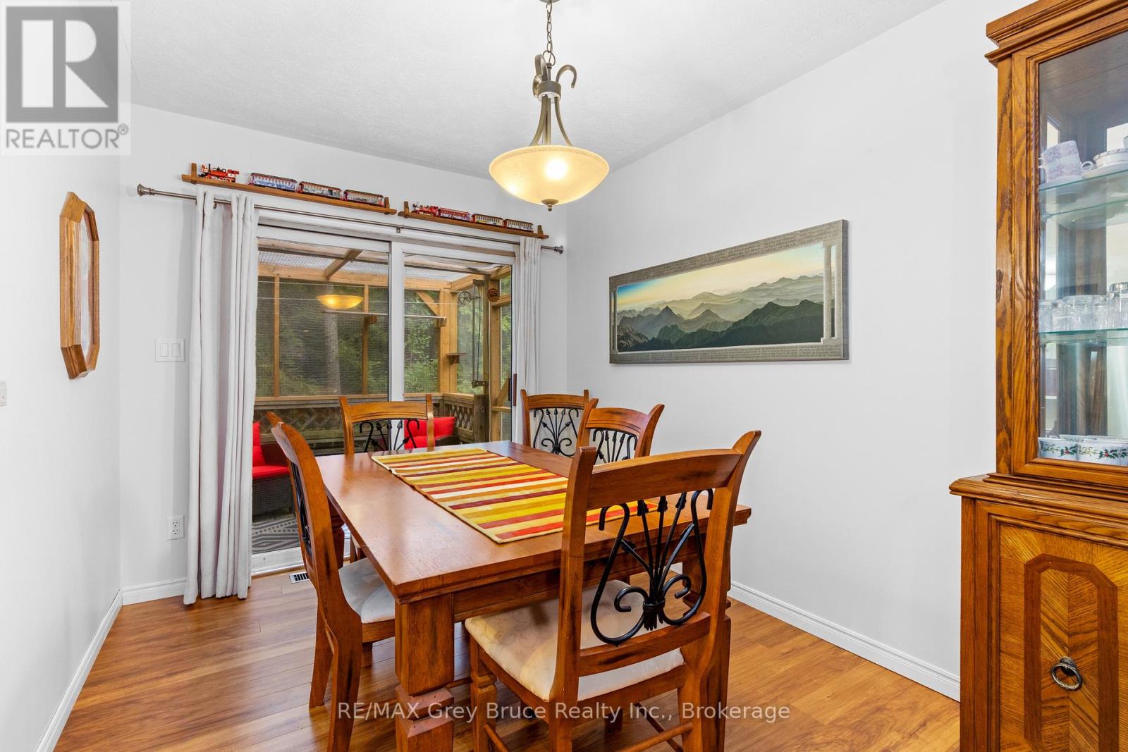 73 Corey Crescent, Northern Bruce Peninsula, Ontario  N0H 2R0 - Photo 16 - X12107162