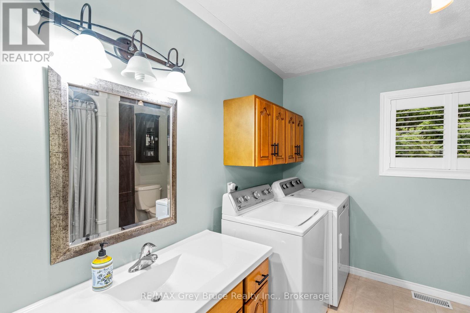 73 Corey Crescent, Northern Bruce Peninsula, Ontario  N0H 2R0 - Photo 20 - X12107162