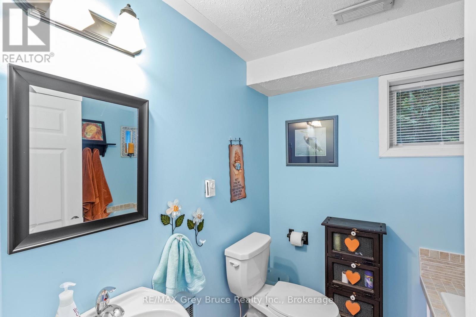 73 Corey Crescent, Northern Bruce Peninsula, Ontario  N0H 2R0 - Photo 28 - X12107162