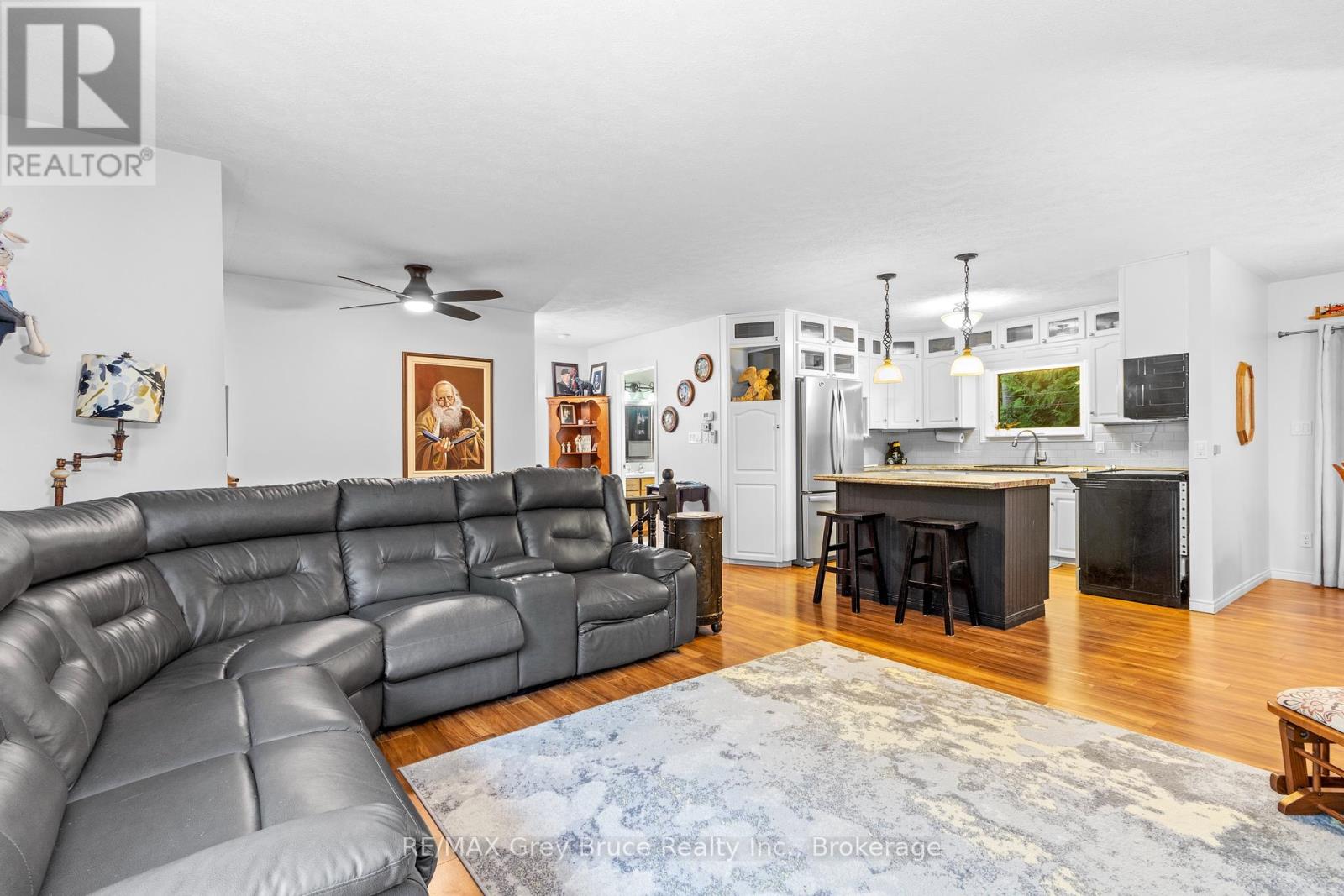 73 Corey Crescent, Northern Bruce Peninsula, Ontario  N0H 2R0 - Photo 3 - X12107162