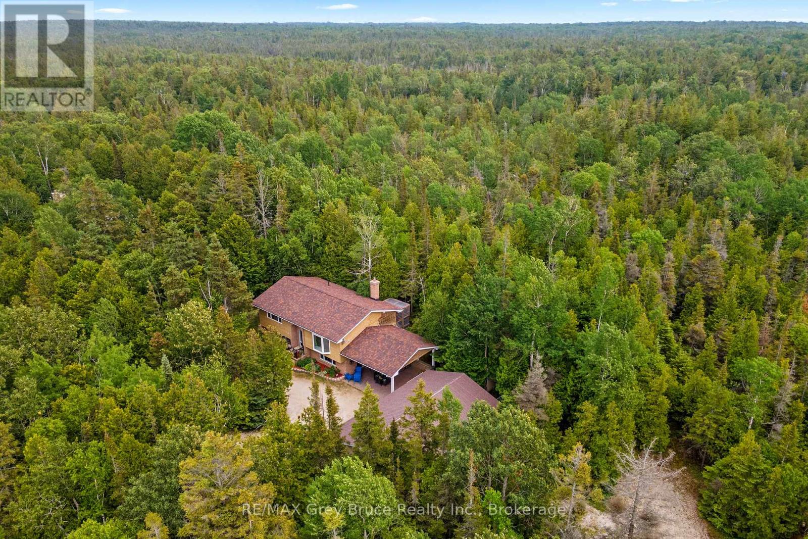 73 Corey Crescent, Northern Bruce Peninsula, Ontario  N0H 2R0 - Photo 31 - X12107162