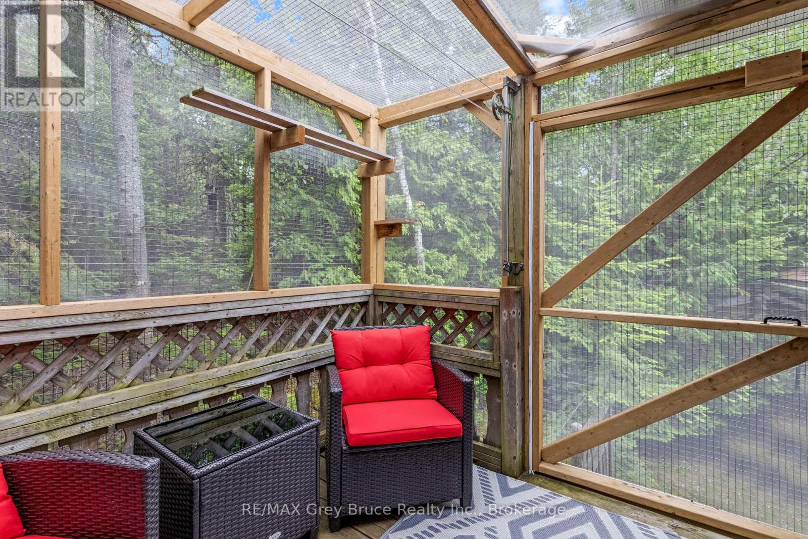 73 Corey Crescent, Northern Bruce Peninsula, Ontario  N0H 2R0 - Photo 39 - X12107162