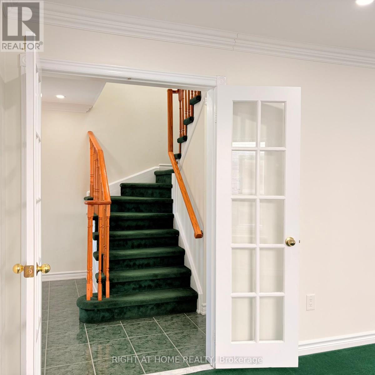 72 Arthurs Crescent, Brampton, Ontario  L6Y 4Y3 - Photo 13 - W12015922