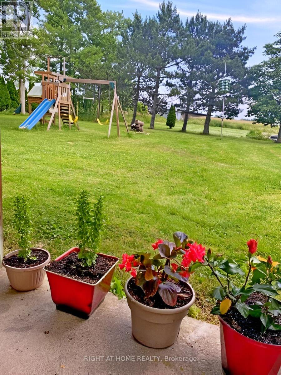 96 Second Road E, Hamilton, Ontario  L8J 3J2 - Photo 23 - X12106971