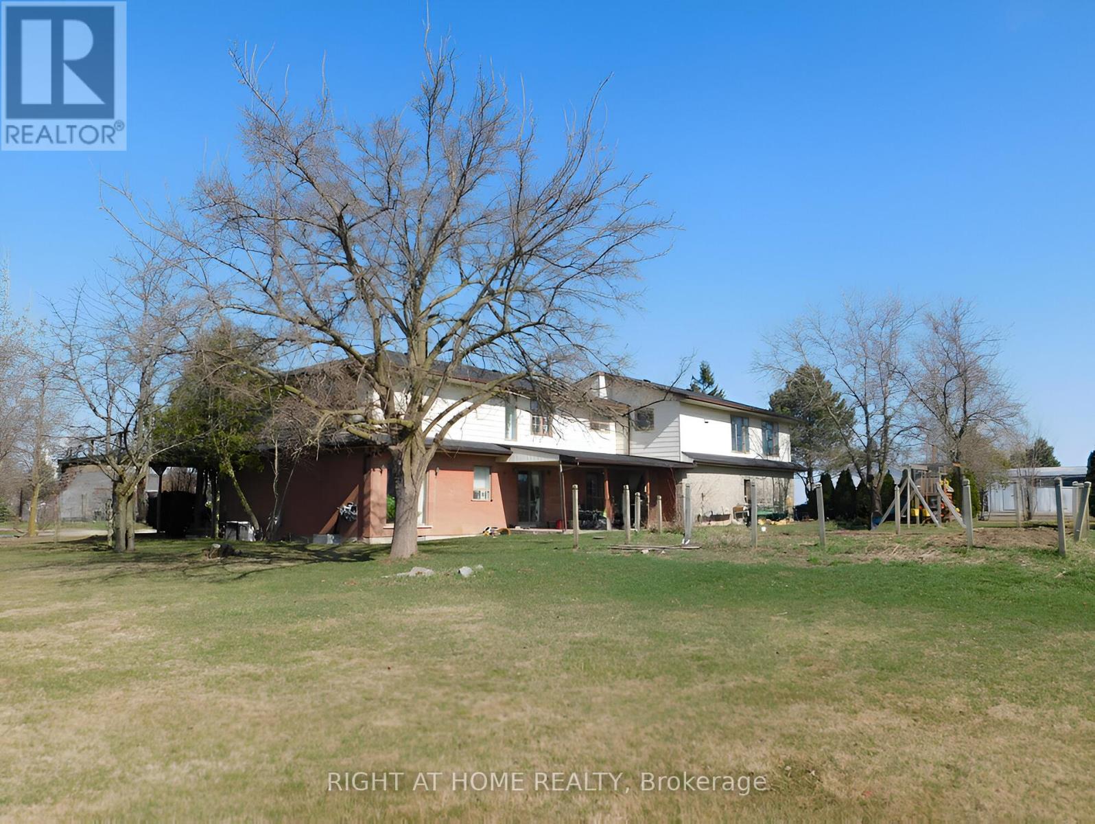 96 Second Road E, Hamilton, Ontario  L8J 3J2 - Photo 33 - X12106971