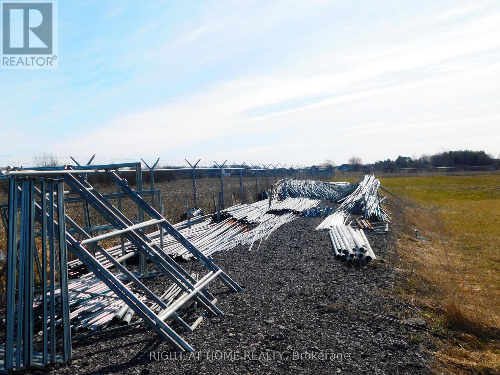 96 Second Road E, Hamilton, Ontario  L8J 3J2 - Photo 39 - X12106971