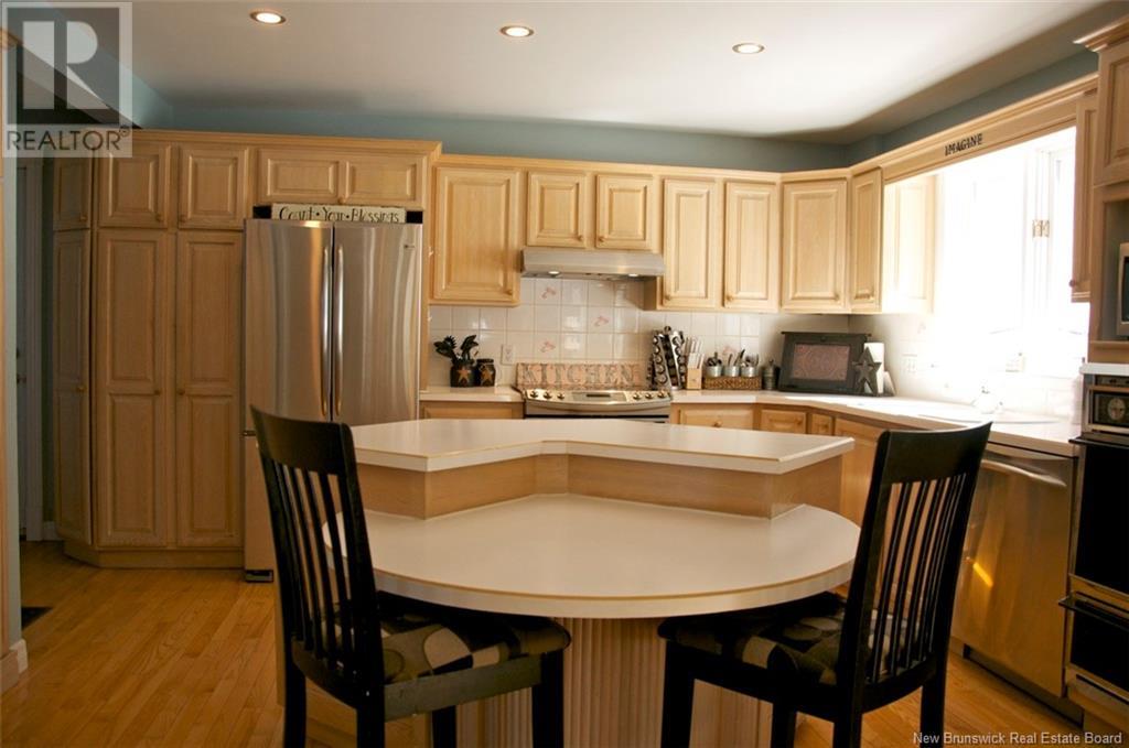 Property at 37 MacBeath Court image 4