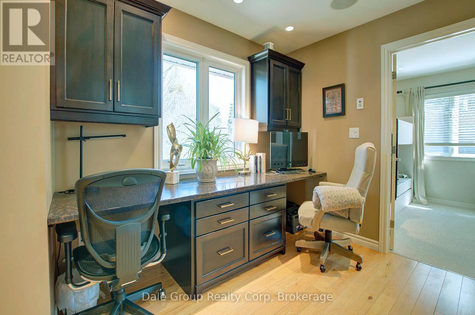 23 Andrew Crescent, Goderich, Ontario  N7A 3X8 - Photo 12 - X12107250