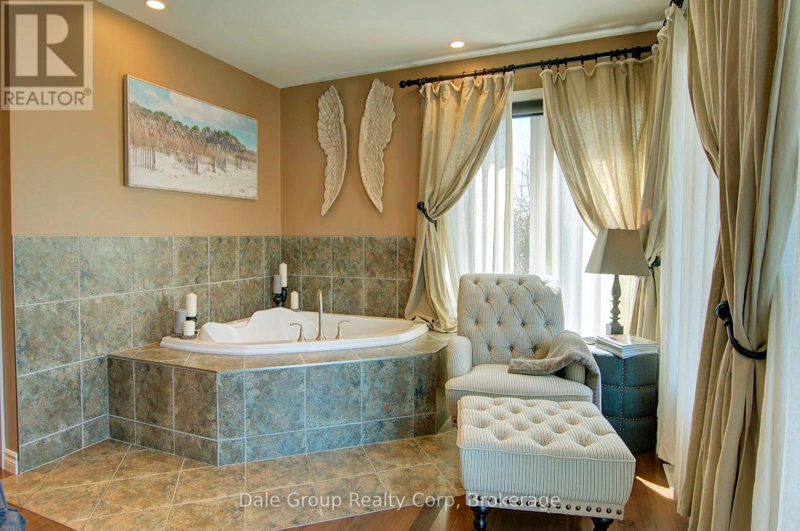 23 Andrew Crescent, Goderich, Ontario  N7A 3X8 - Photo 18 - X12107250