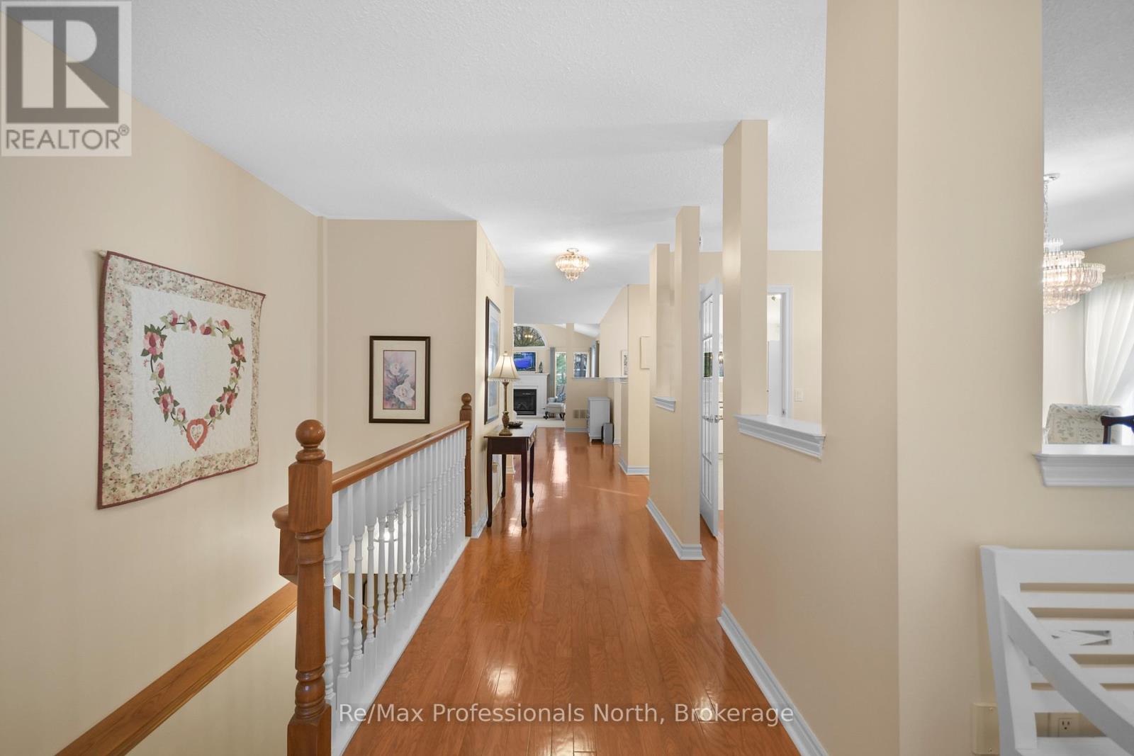 Property at 7 TWIGS END image 2