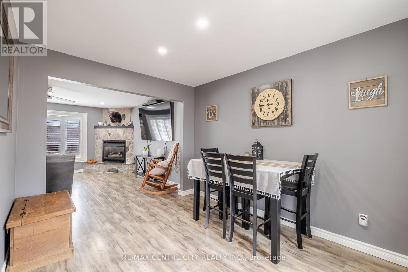 10 Daniel Street, Ingersoll, Ontario  N5C 3W8 - Photo 8 - X12107258