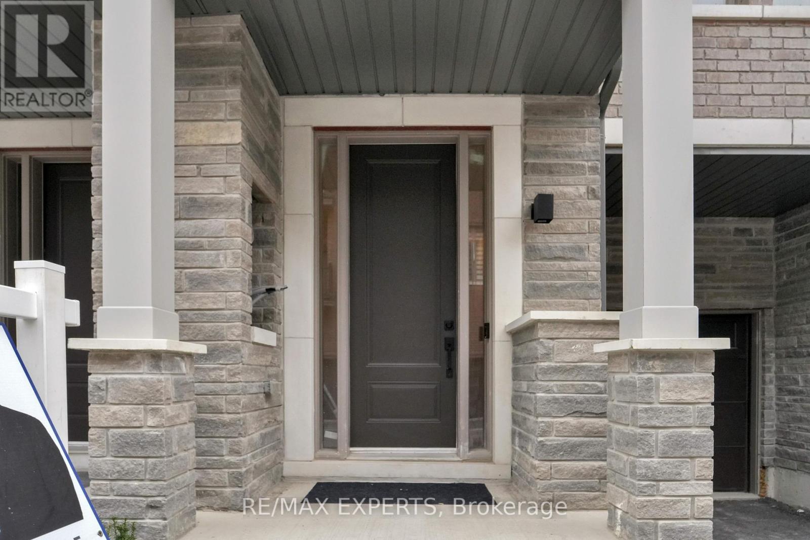 Property at 87 DE LA ROCHE DRIVE image 2