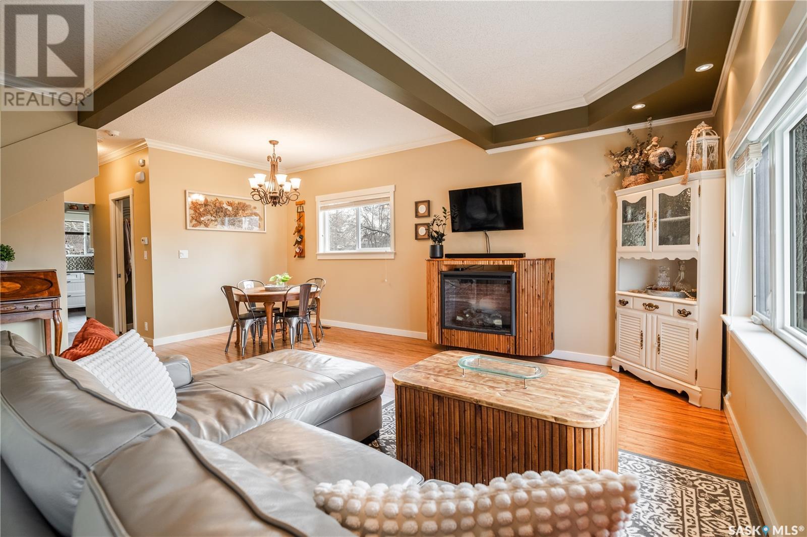 Property at 1721 Connaught STREET image 5
