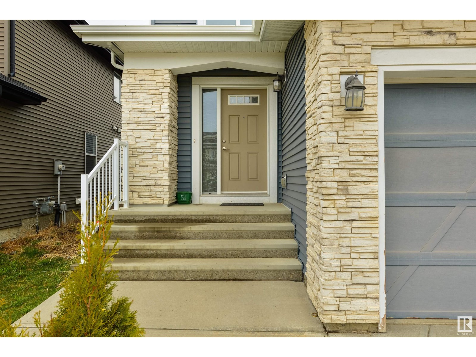 Property at 5238 20 AV SW image 3