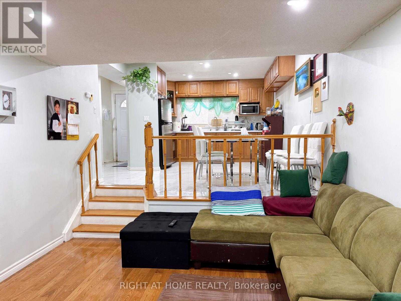 101 - 2901 Jane Street, Toronto, Ontario  M3N 2J8 - Photo 9 - W12107291
