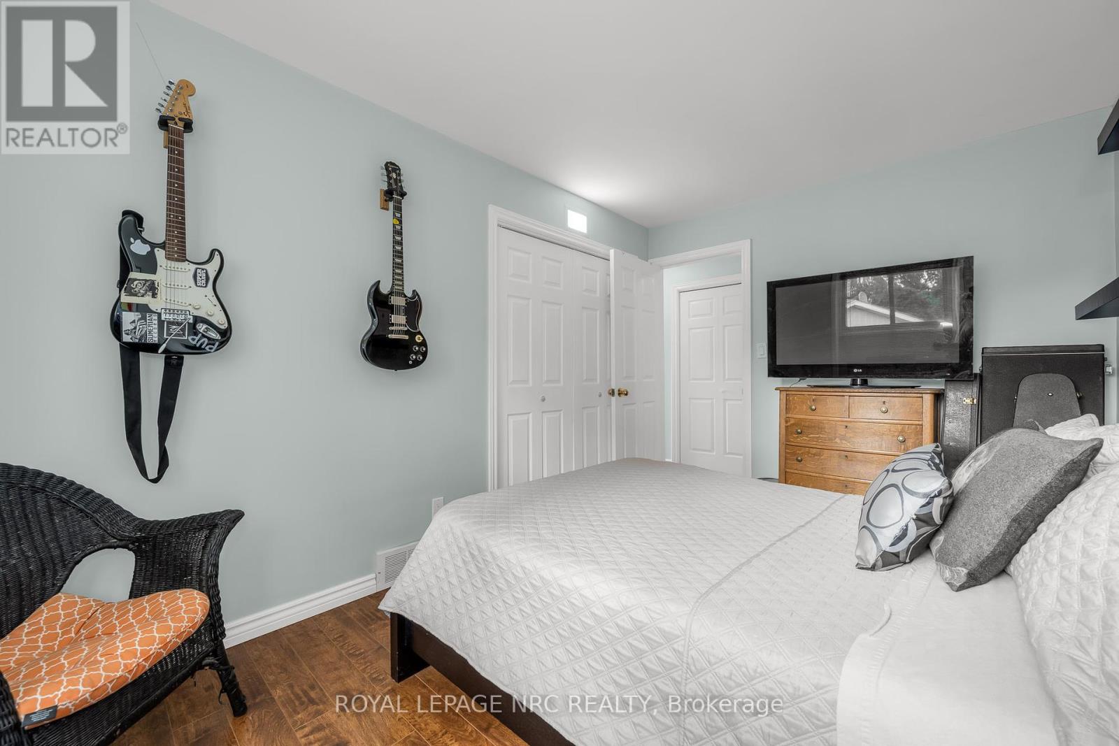 19 Little John Court, Welland, Ontario  L3C 5X3 - Photo 29 - X12107355