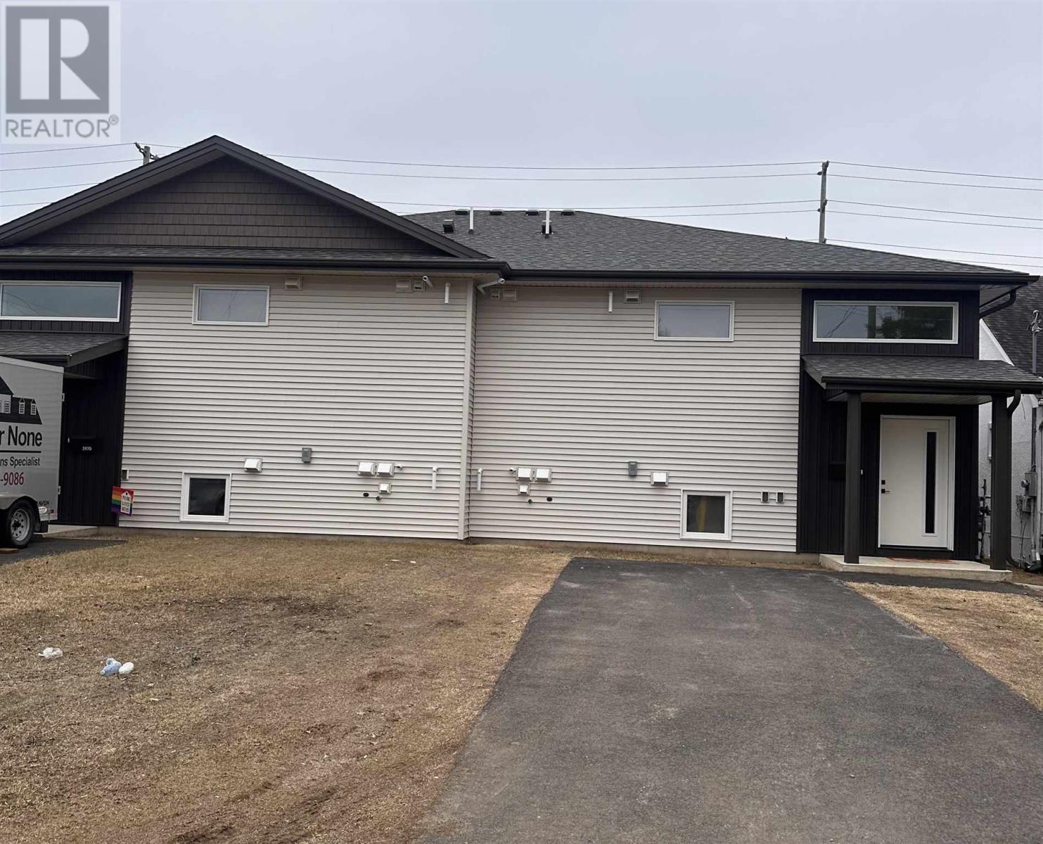 397 Empire Ave, Thunder Bay, Ontario  P7E 4S3 - Photo 2 - TB250883