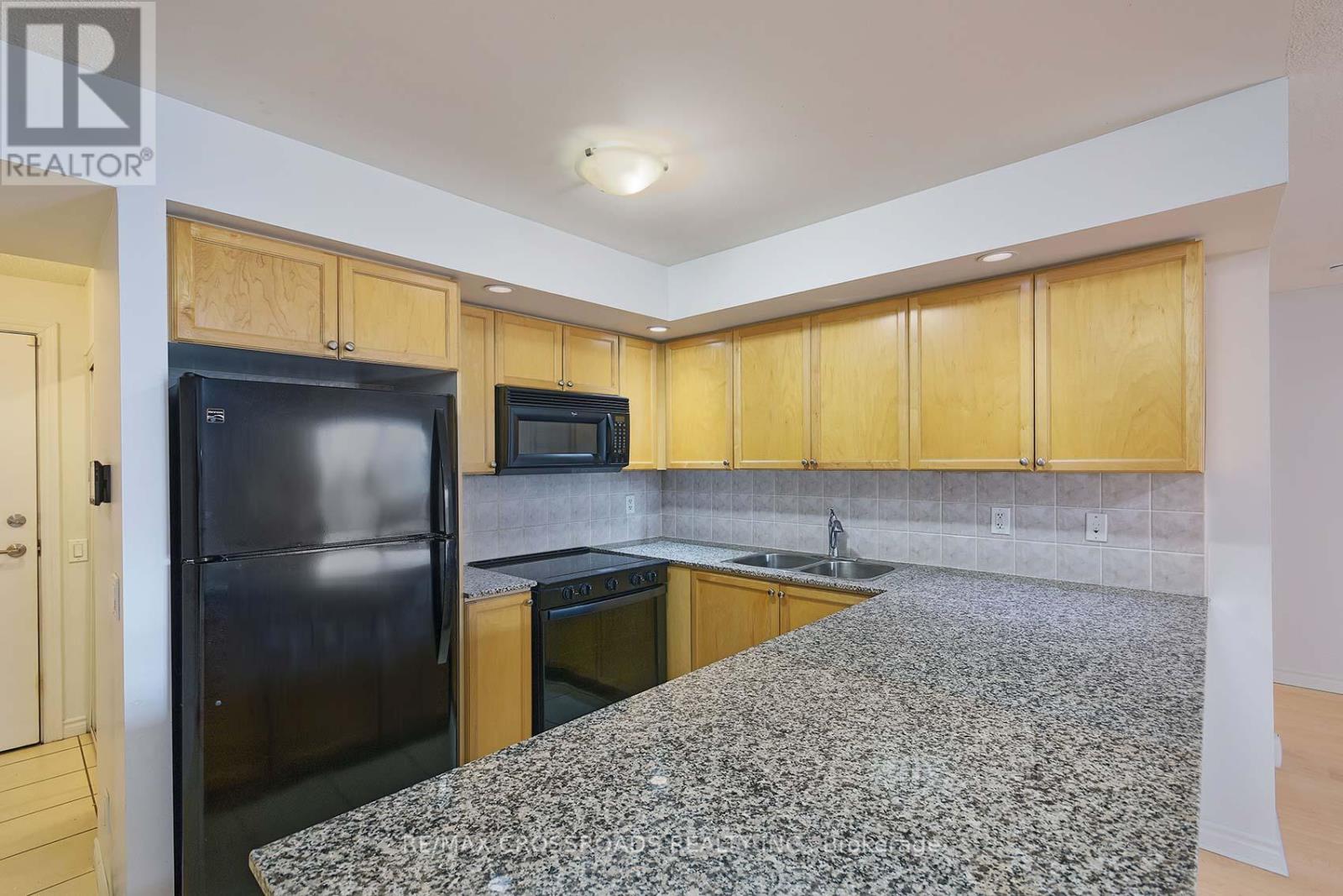528 - 5233 Dundas Street W, Toronto, Ontario  M9B 6M1 - Photo 16 - W12104737