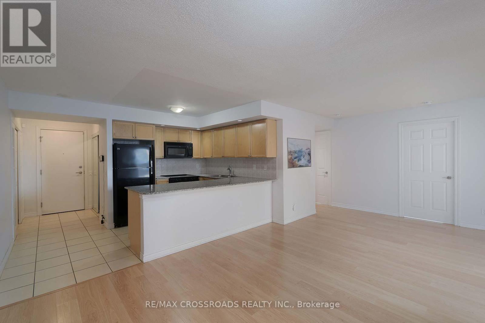 528 - 5233 Dundas Street W, Toronto, Ontario  M9B 6M1 - Photo 19 - W12104737