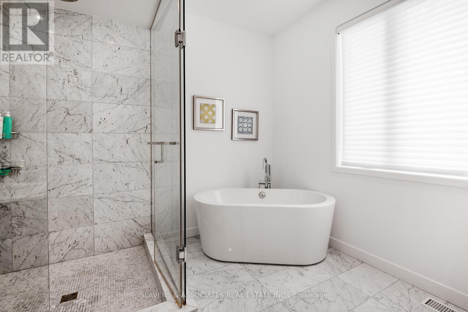 480 Atlas Avenue, Toronto (Oakwood Village), Ontario  M6C 3R2 - Photo 25 - C12107342