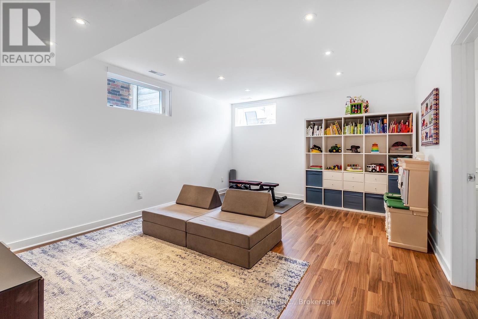 480 Atlas Avenue, Toronto (Oakwood Village), Ontario  M6C 3R2 - Photo 31 - C12107342